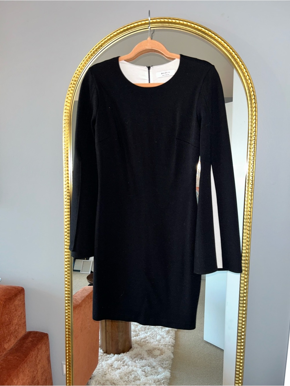 Black Long-Sleeve Shift Dress by Bailey / 44
